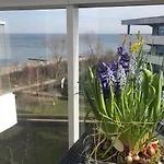 Seaside Seaview By Jantar شقة